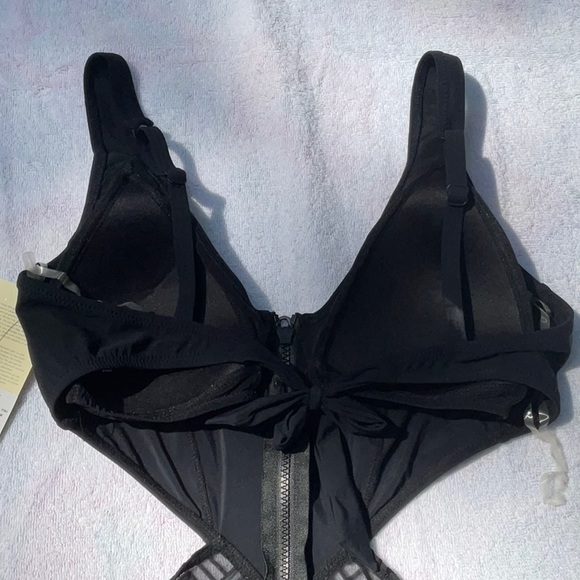 Gottex Turkiz Bathing Suit, Size 12 - Picture 7 of 13
